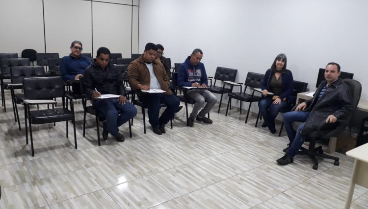 Cafelândia capacita motoristas da saúde