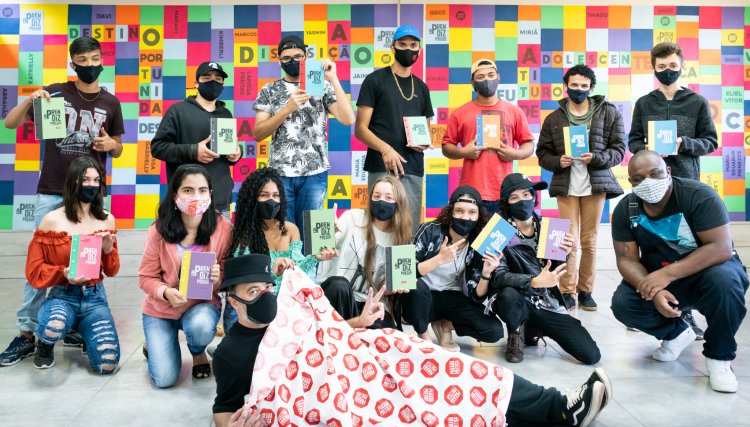 Jovens de Foz do Iguaçu ganham voz por meio da arte em projeto organizado pela Itaipu