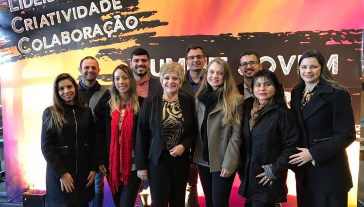Sicredi promove evento focado no papel da liderança jovem em Curitiba