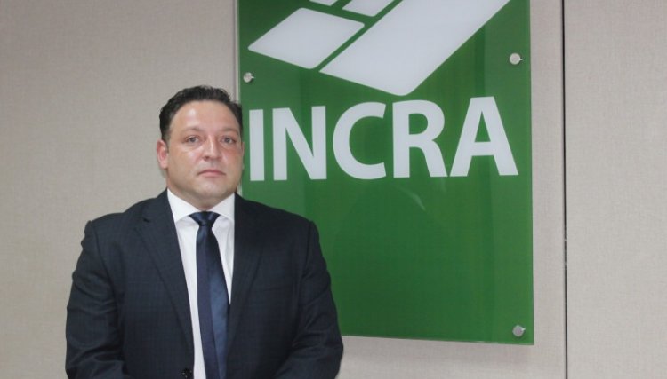 Robson Bastos toma posse da superintendência do Incra PR