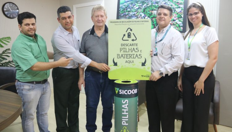 Cafelândia realiza parceria com Sicoob para  recolha de pilhas e baterias 