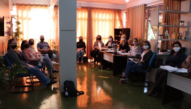 Programa A União Faz a vida do Sicredi é pauta de reunião na Secretaria de Educação de Cafelândia