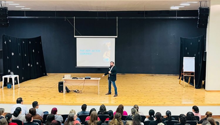 Educação realiza capacitação para profissionais identificarem possíveis casos de abuso e violência contra crianças e adolescentes. 