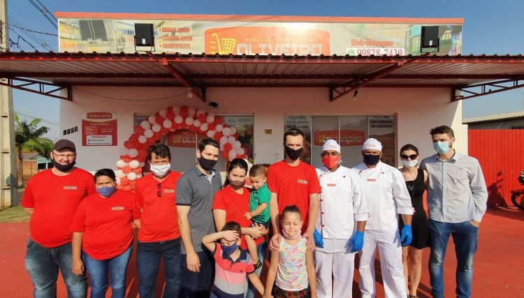 Mercado Oliveira inaugura açougue em Cafelândia, com atendimento até às 22 horas
