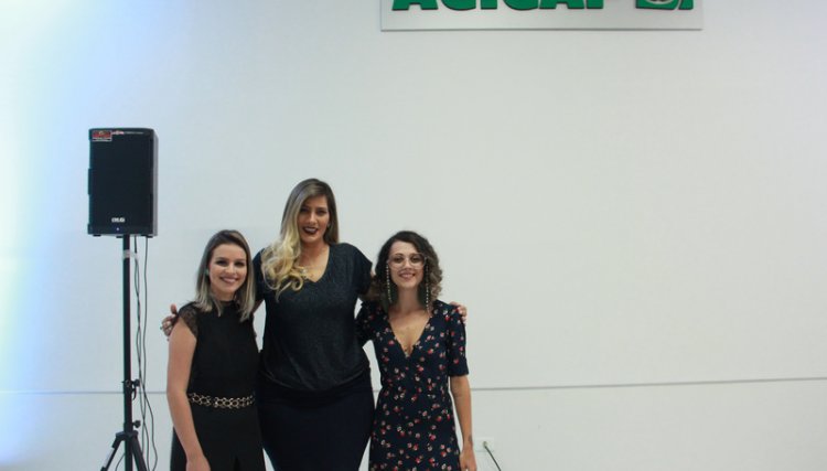 Acicaf promove palestra café com prosa e amor para mulheres