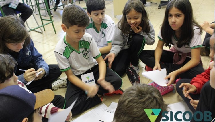 Instituto Sicoob: Programa Cooperativa Mirim está sendo implantada em Cafelândia.