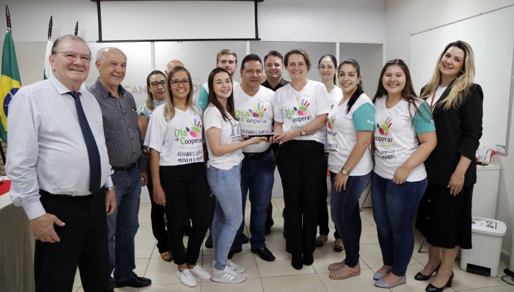 Copacol doa R$ 130 mil para a UOPECCAN e a Casa da Dona Vani 