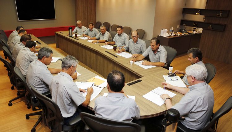 Diretoria da Copacol se reúne para analisar os resultados da Cooperativa  
