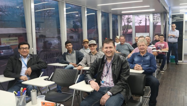 Cursos Gratuito de instalação  de ar-condicionado teve inicio hoje em Cafelândia