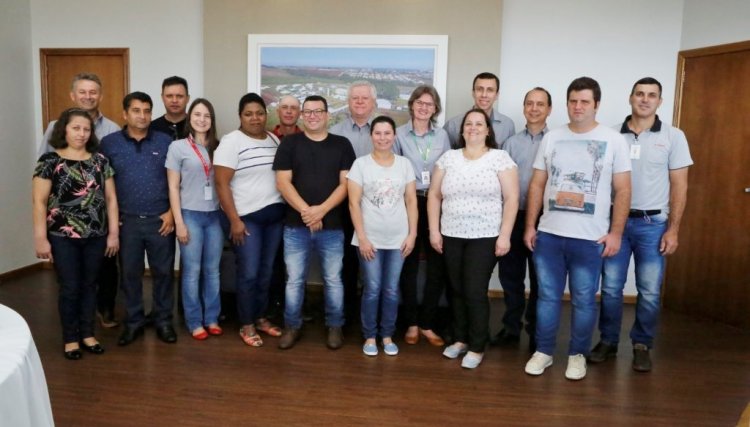 Colaboradores participam de Intercâmbio na Cooperativa