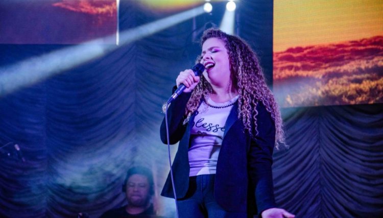 Hanny Kethellyn  de Nova Aurora se apresentará no The Voice Kids neste domingo