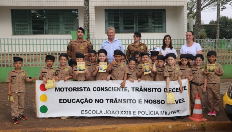 CMEI de Cafelândia participa de blitz educativa