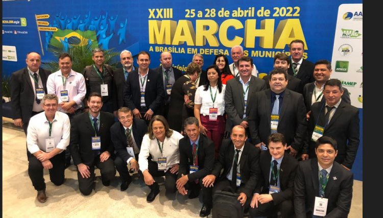 Prefeito Carlão de Anahy participa da Marcha dos Prefeitos a Brasília