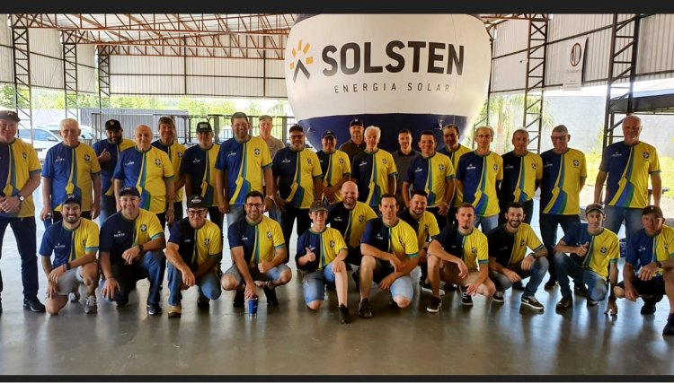 Solsten Energia Solar realiza confraternização com clientes de Cafelândia