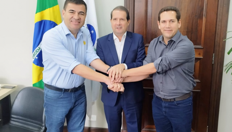 Micheletto encaminha demandas de Jesuítas e analisa eleições deste ano