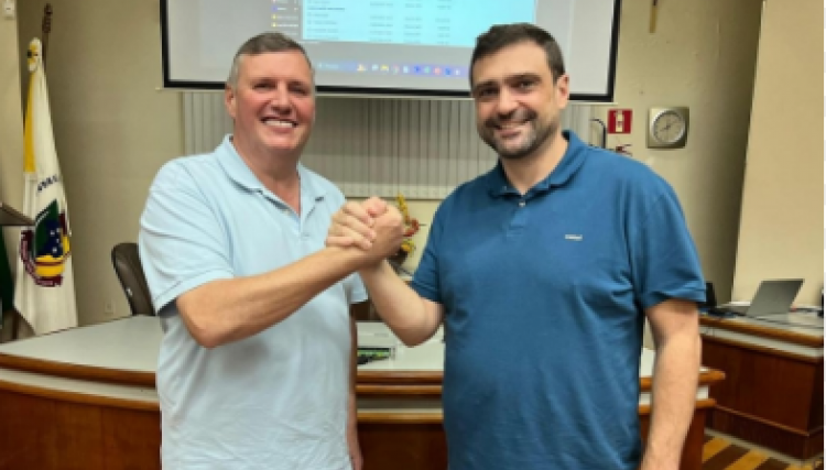 Thiago Stefanello lidera com 63% das intenções de voto em Corbélia