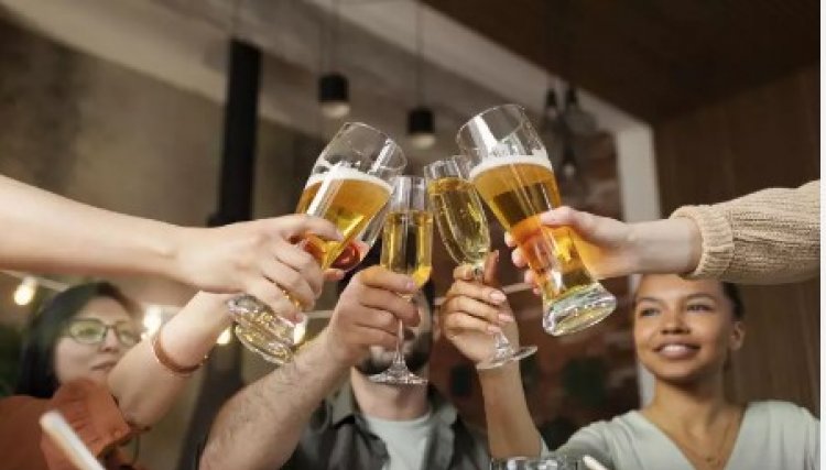 Consumo de álcool causa 12 mortes por hora no Brasil, em 2019 foram registrados 104,8 mil óbitos