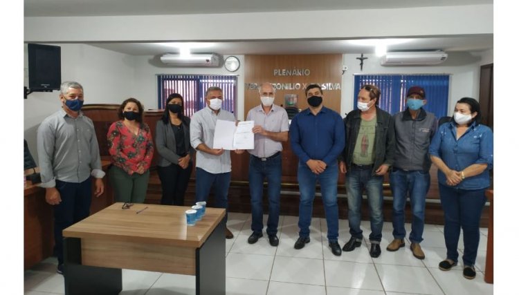 Presidente da Câmara dos vereadores de Nova Aurora repassam R$ 370 mil referente à sobra do primeiro semestre de 2020