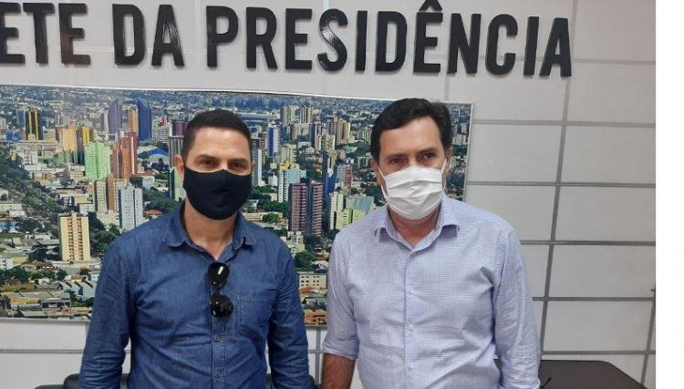 Presidente da Câmara de Vereadores de Cafelândia, participa de reunião com o legislativo de Cascavel