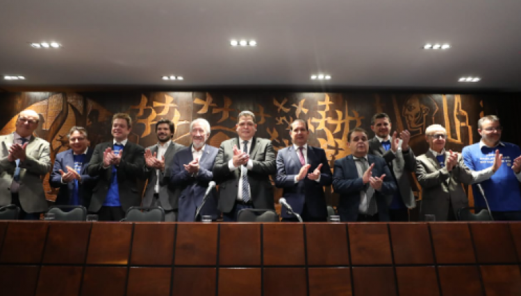 Frente Parlamentar de Materiais de Construção fortalece o segmento, afirma Micheletto 