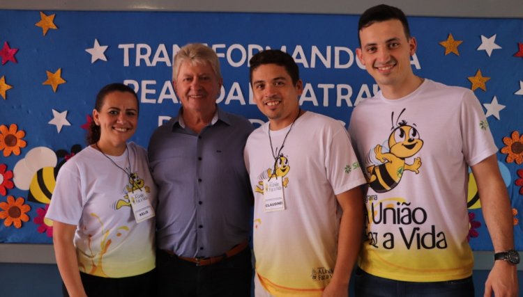 Alunos e professores da Escola Manoel da Nóbrega encerram trabalhos  Programa A União Faz a Vida