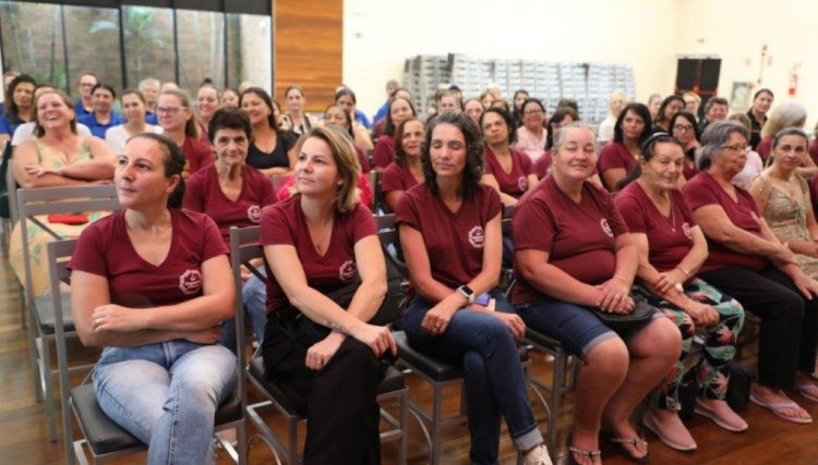Crenças Limitantes e Crenças Fortalecedoras são debatidas por Grupos Femininos da Copacol, veja o vídeo 