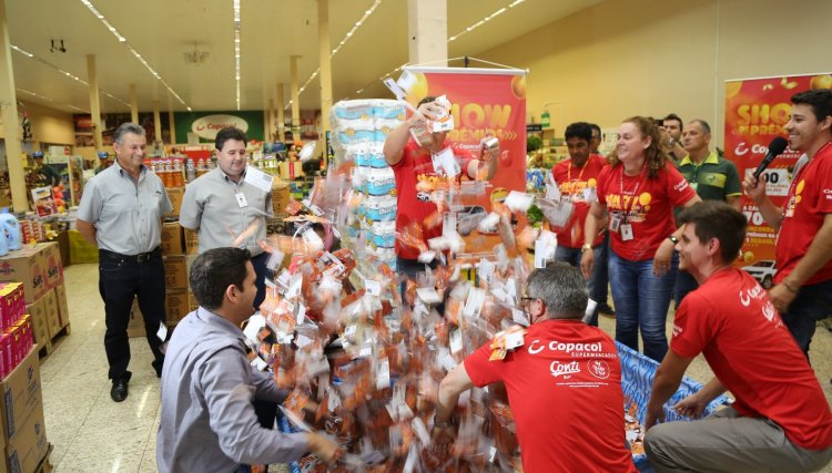 Gildo Miranda Marcon, de Jesuítas ganhou o carro do Copacol Supermercados
