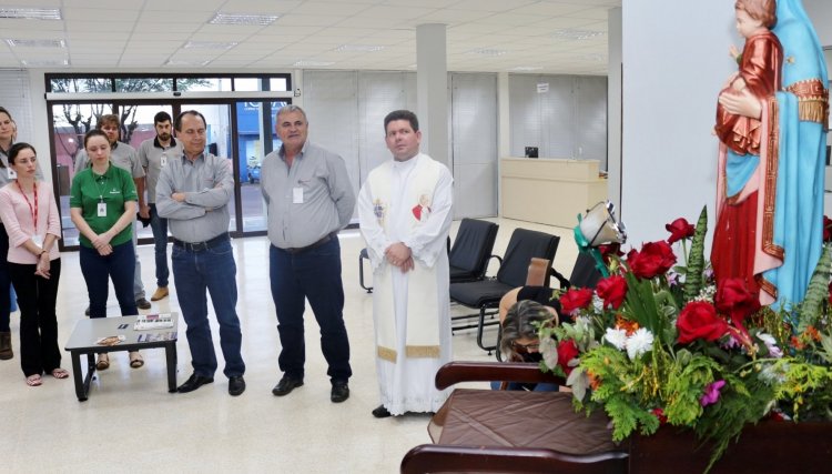 Copacol recebe a visita da imagem da Consolata em Cafelândia 
