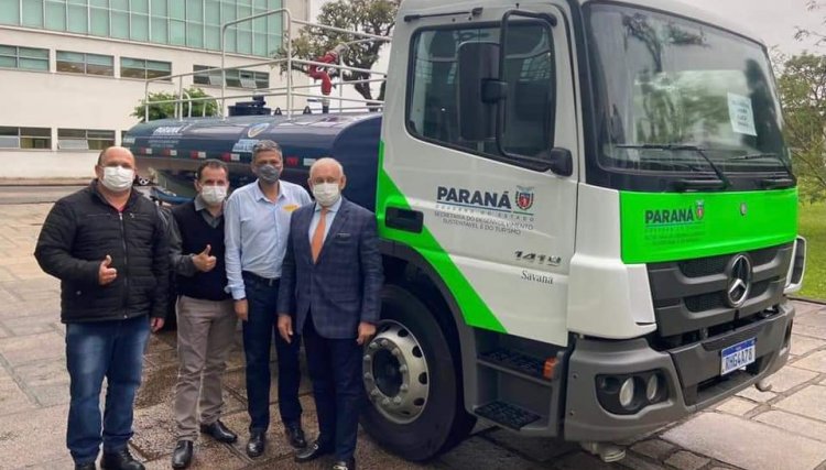 Lideranças de Anahy comemoram conquista de caminhão pipa no valor de R$ 300 mil 