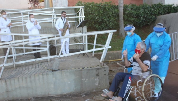 Morador do RS é o sexto paciente de Covid-19 curado no Hospital mantido pela Itaipu