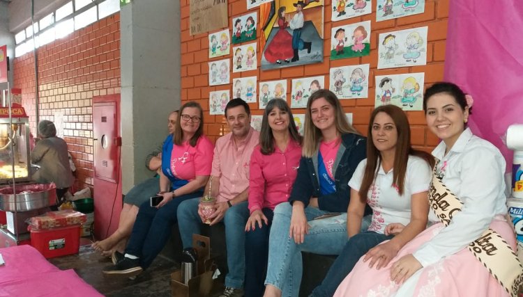 Cafelândia promove ação em alusão ao Outubro Rosa 