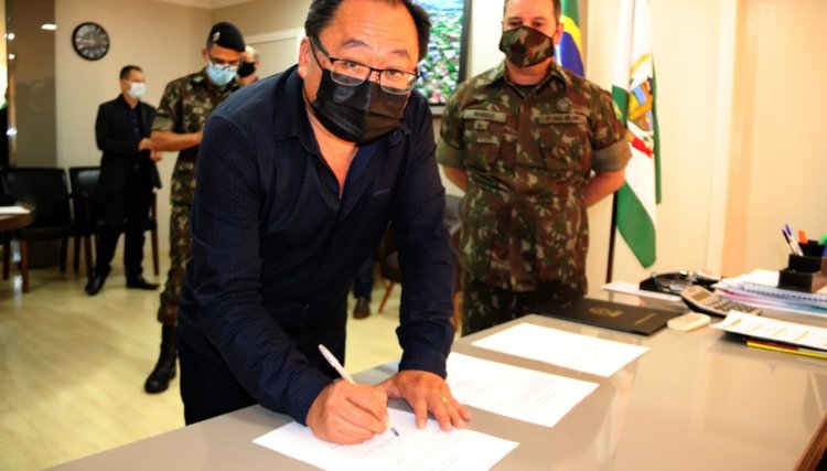 Prefeito Culestino Kiara é empossado como presidente da Junta do Serviço Militar 