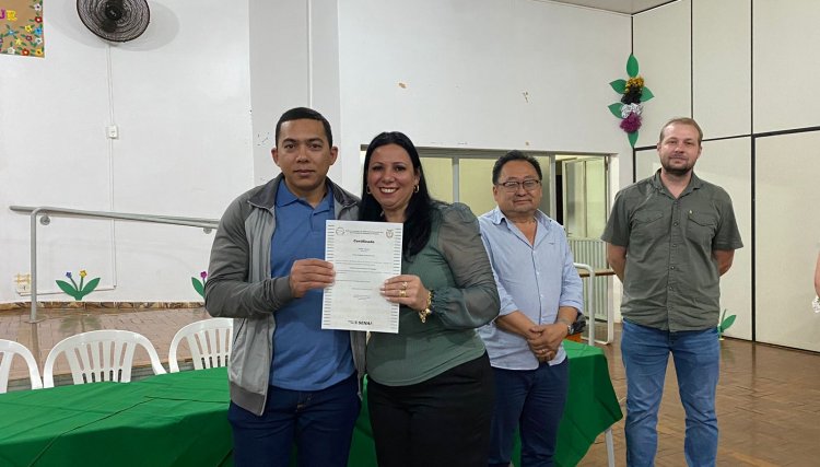  Cafelândia entrega certificados para soldadores e marceneiros 
