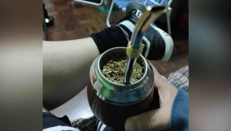 Ministro da  saúde alerta sobre transmissão de Coronavírus com bebidas compartilhadas 