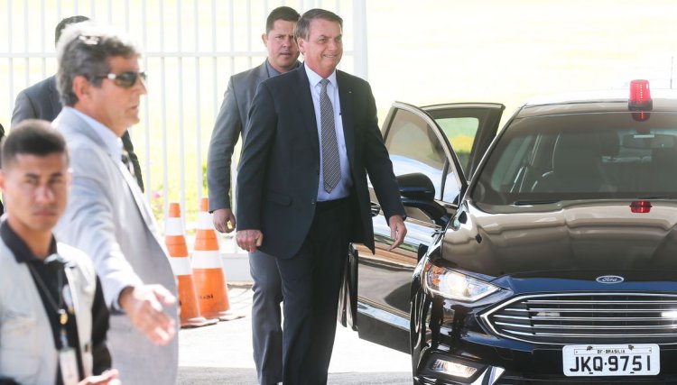 Bolsonaro fala sobre ida a manifestação no último fim de semana