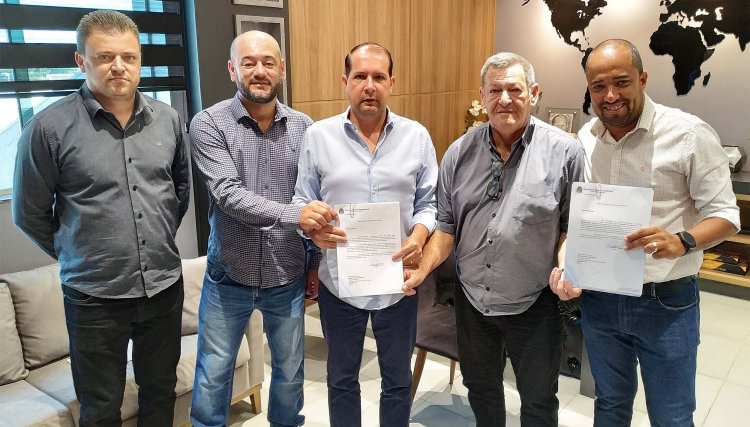 Pegoraro entrega à Micheletto ofícios para R$ 2,8 milhões para novos investimentos em Assis