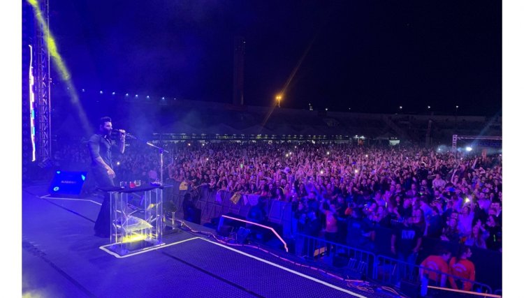 Gusttavo Lima se apresenta para mais de 15 mil pessoas em Cascavel 