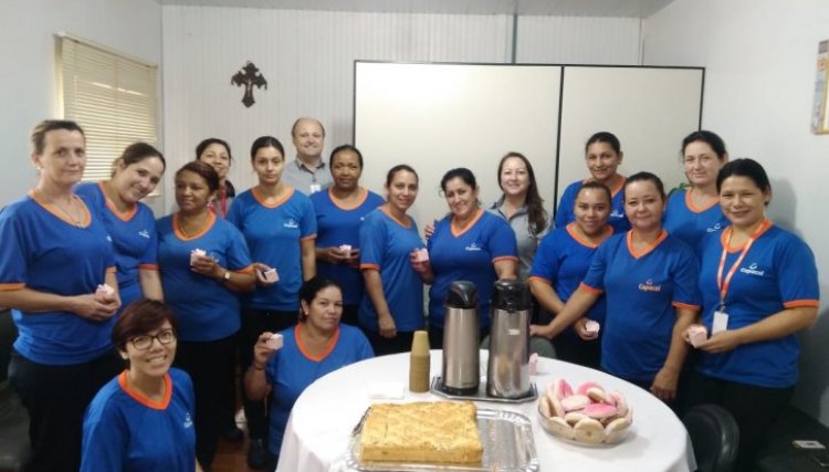 Mães colaboradoras da Copacol são homenageadas